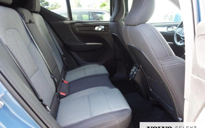 Volvo XC 40 cena 159900 przebieg: 40871, rok produkcji 2022 z Warszawa małe 631